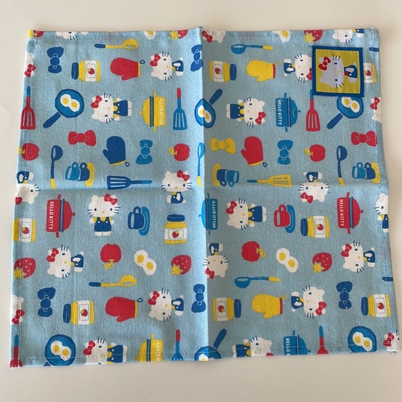 Hello Kitty Kitchen Towels - Picture 2 of 6
